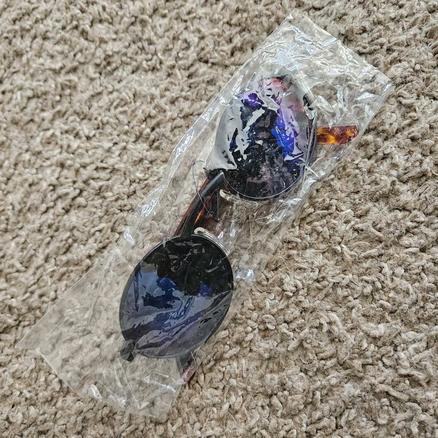 Glasses//Shades