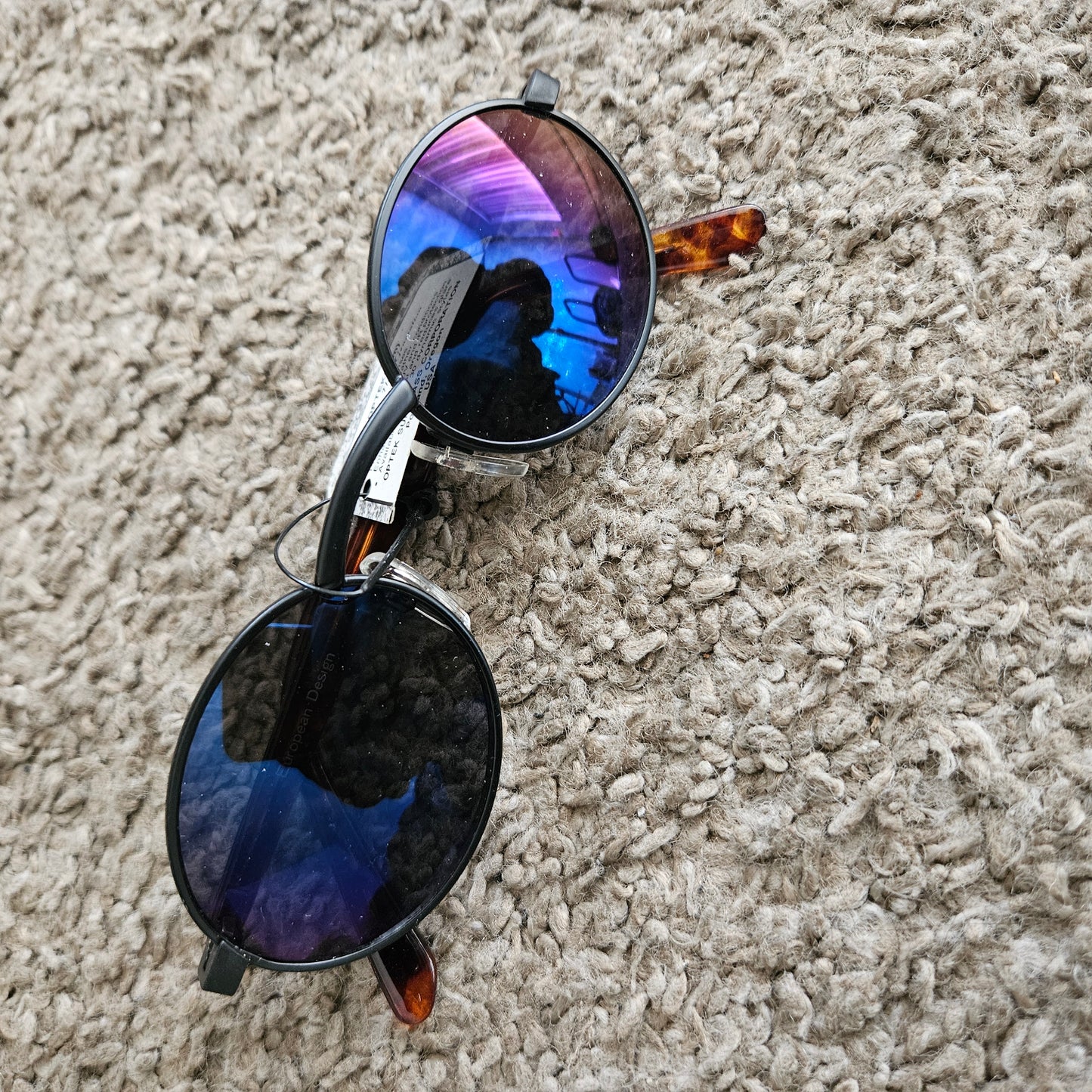 Glasses//Shades